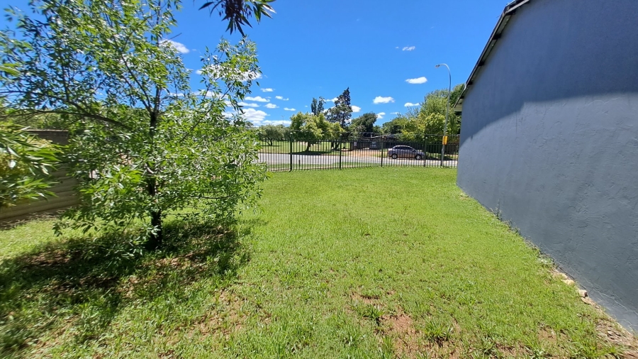 8 Bedroom Property for Sale in Brandwag Free State